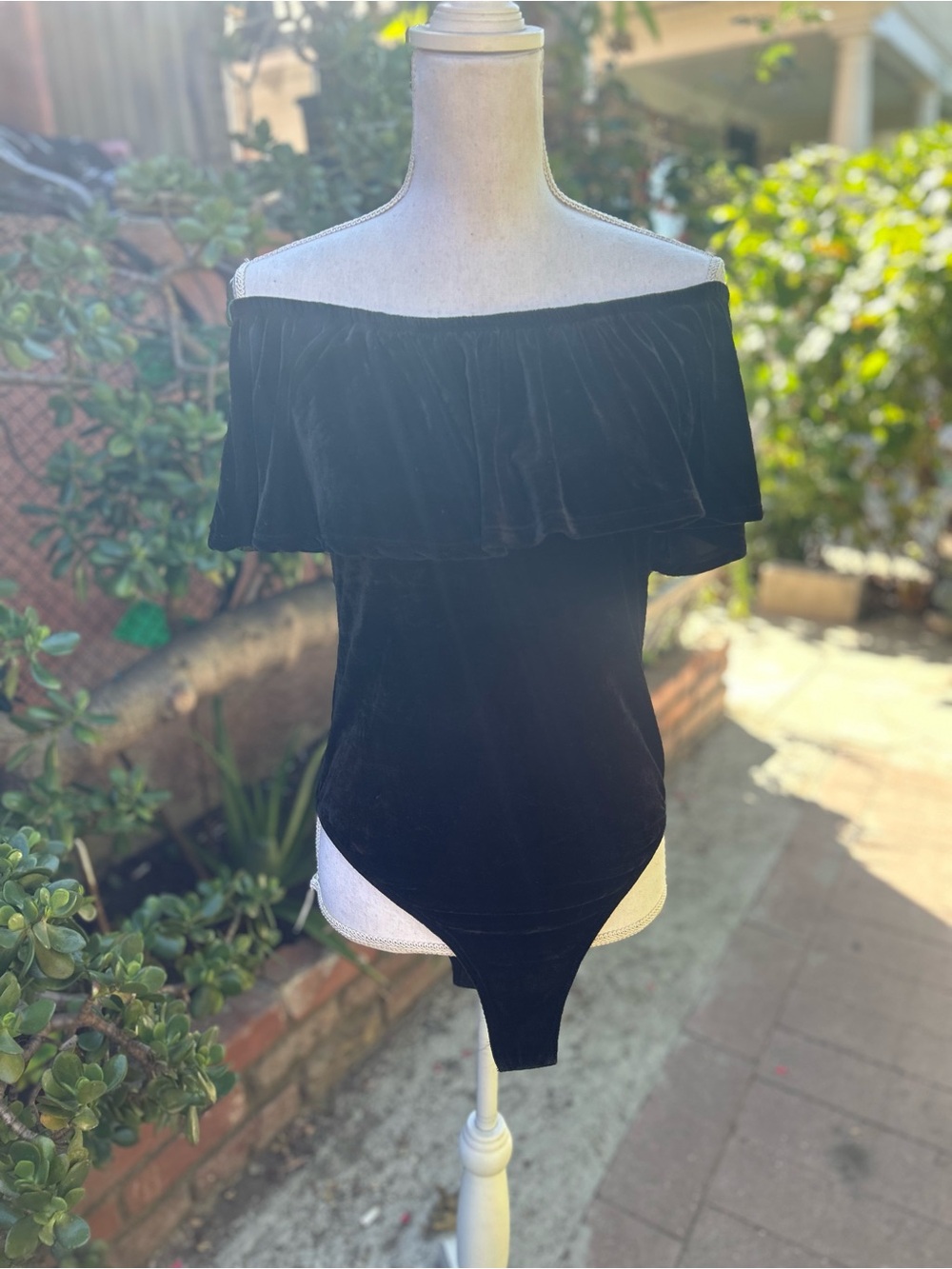 love J Black Off-the-Shoulder Velvet Ruffle Bodysuit